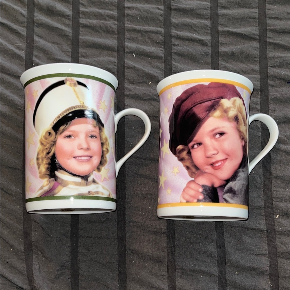Vintage Star Mug Set with Pastel Accents